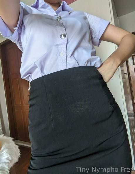 tiny nympho free ヌードモデル 画像