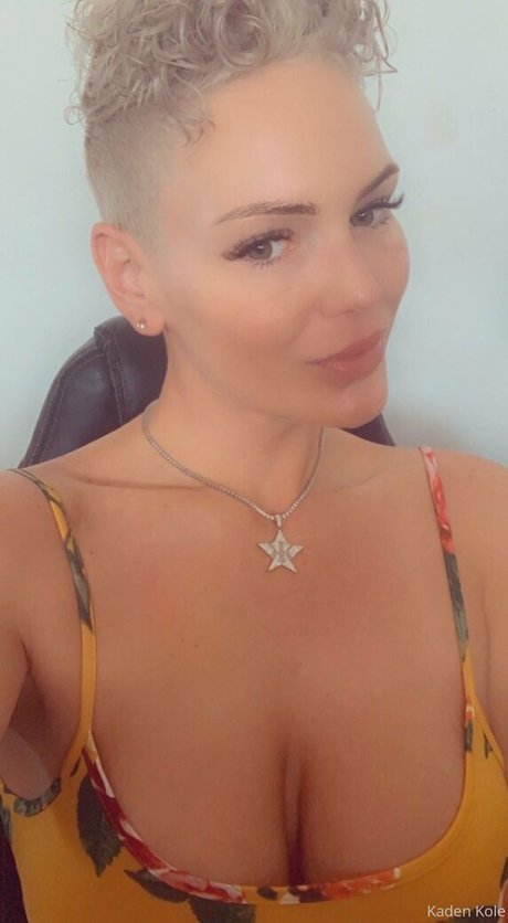 モデルファックオンリーファンズ えろ 画像