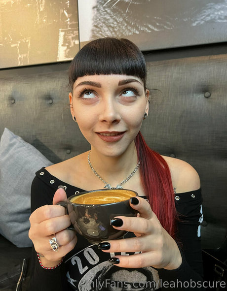 コスプレオナニーオンリーファンズ アートポルノ 画像