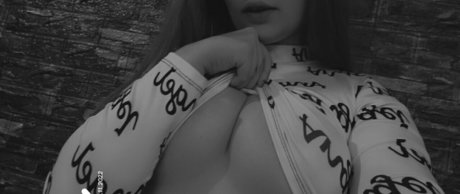 foxypassion ポルノ女優 写真