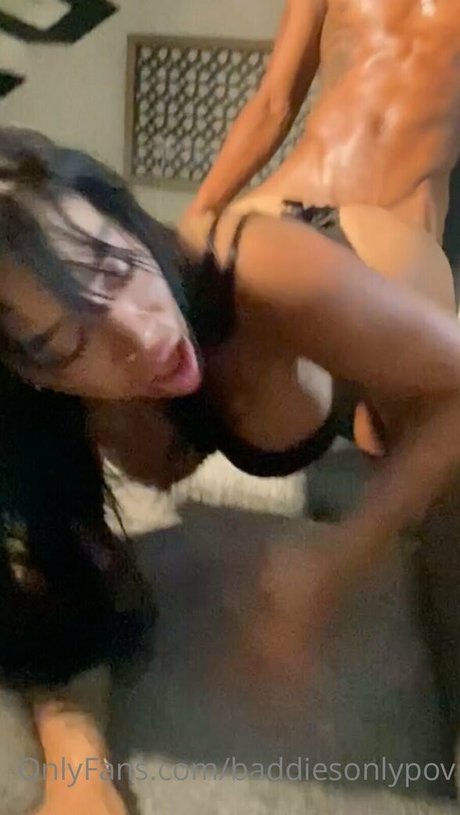 足 熟女 オンリーファンズ 美しい裸 写真