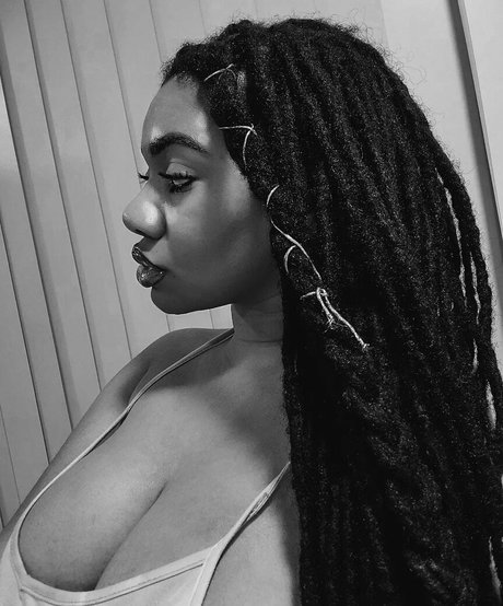 Locked Honey Princess 無料スター 写真