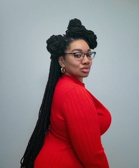 アマチュアファックオンリーファンズ ヌード 写真