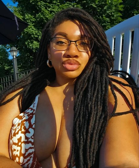 Locked Honey Princess ヌード女優 画像