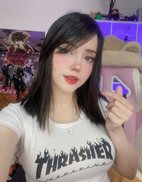 Itsmidna ポルノスター HD 写真