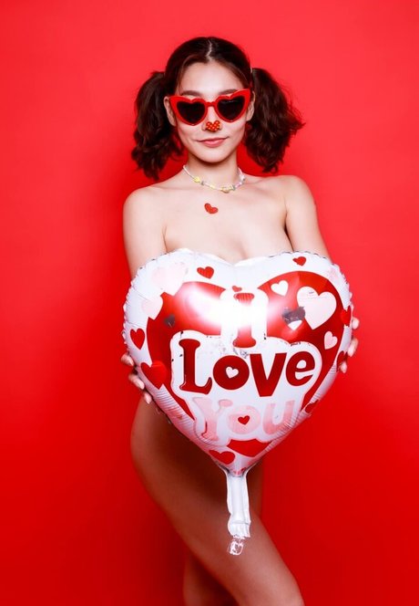 キムチオンリーファン ポルノ 画像