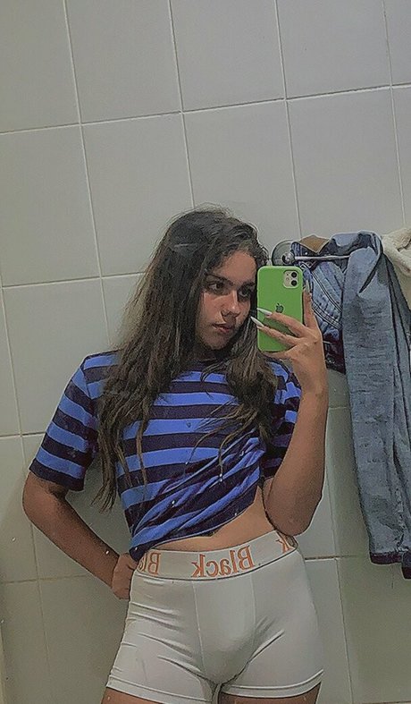 The daniii ヌードのポルノスター 写真