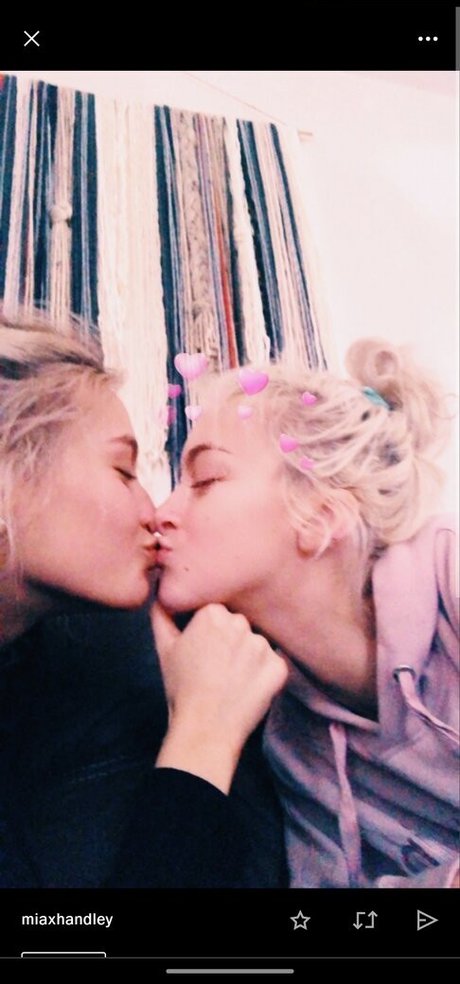 ヌード妻オンリーファンズ 美しいヌード 画像