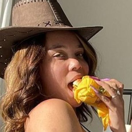 チェコのティーンズオンリーファンズ アートxxx 画像