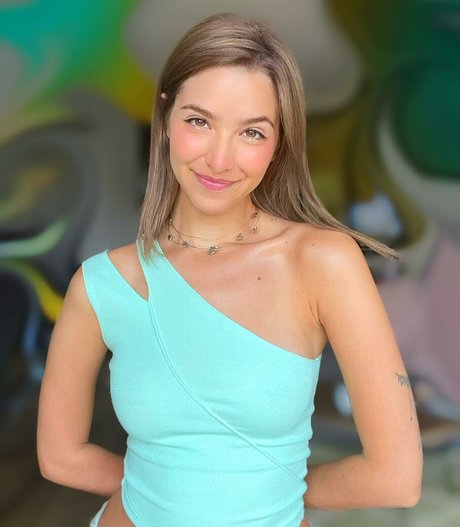 ジムのインフルエンサーオンリーファンズ ヌード ギャラリー