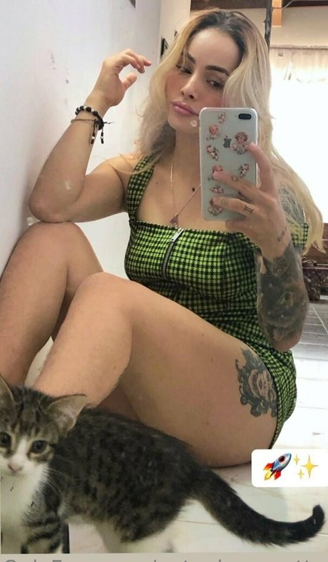 厚い黒檀オンリーファンズ 無料ヌード 写真