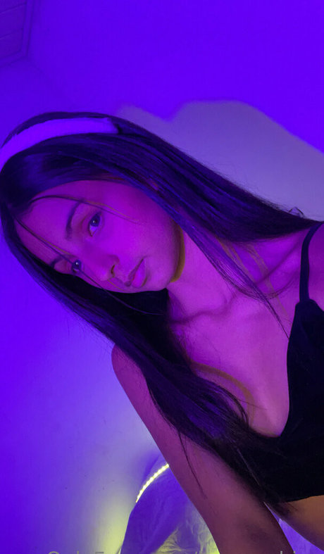 アジアンアマチュアオンリーファンズ ヌード 画像