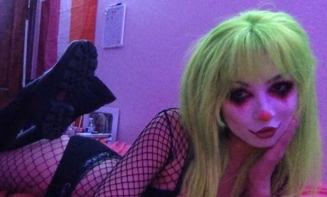 Onlyclown 素敵な女優 写真