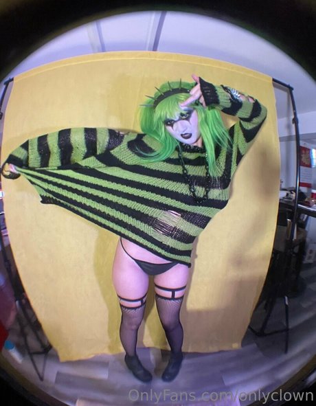 Onlyclown ポルノスター 可愛い ギャラリー