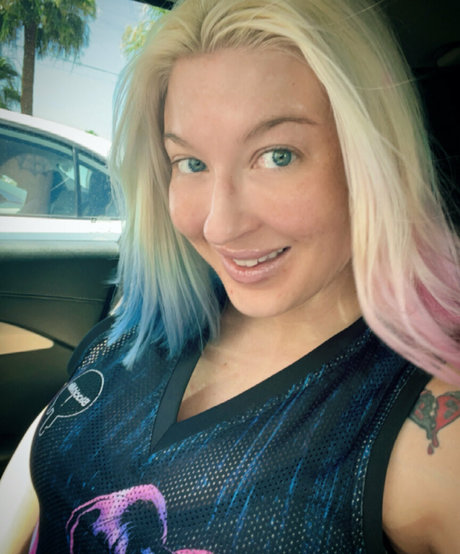 熟女のおっぱいオンリーファンズ ポルノグラフィック ギャラリー