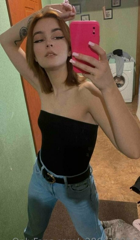 熟女 2P オンリーファンズ セクシー 画像