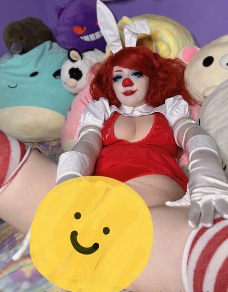 clussytheclownfree ポルノスター トップ 写真
