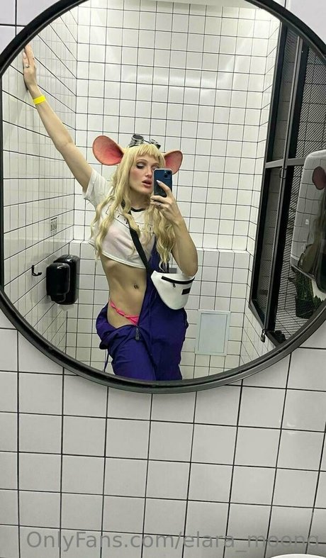 イギリスのおばあちゃんオンリーファンズ セクシーヌード ギャラリー