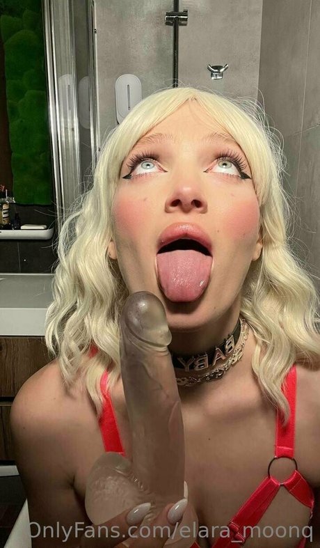 ヌード妻オンリーファンズ ヌード ギャラリー