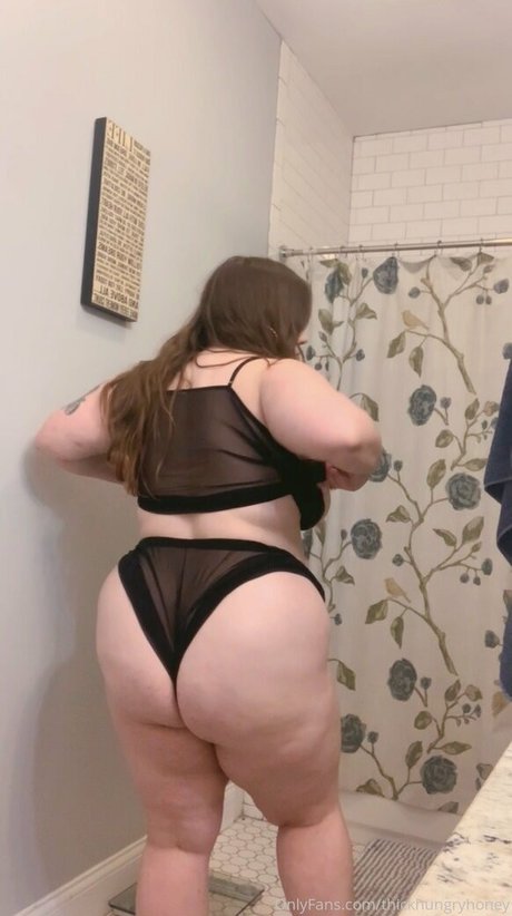 フラットオンリーファン アート裸 画像