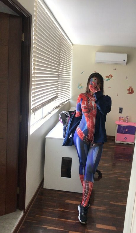 naughtylatinagirl ポルノスター 画像