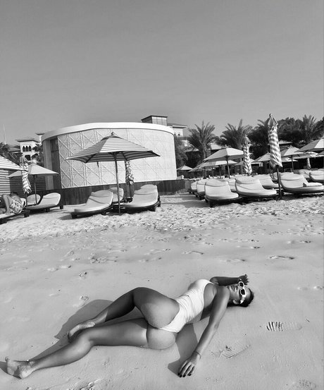 Bojana Stevanovic ポルノスター 素敵 ギャラリー