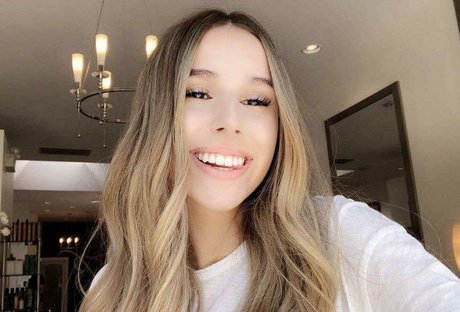 Daniela lzj 最高のモデル 画像