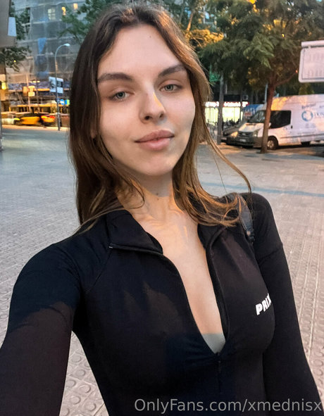 Vika Mednis トップモデル 写真