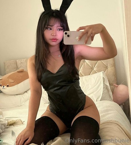 Ashlyne 独占ポルノスター 写真