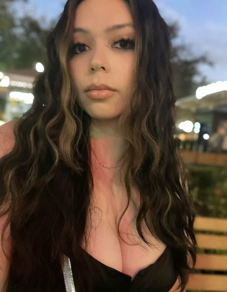 ワークアウト オンリーファンズ 裸 写真