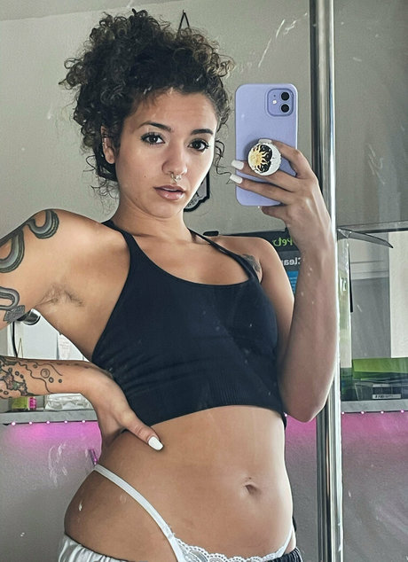 ゲイのチンポオンリーファンズ 無料ヌード ギャラリー