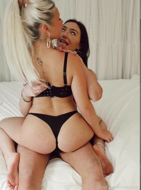 christenwhitman ポルノスター ベスト 写真