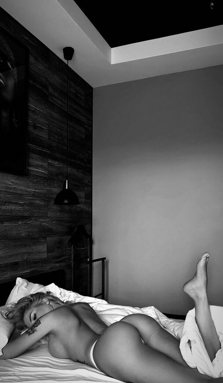 Dance Malyshka 高品質のスター 画像