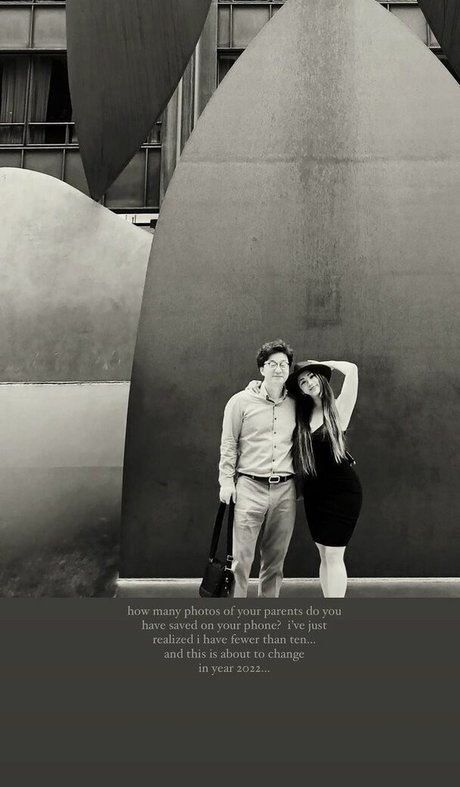 巨乳ストリップオンリーファンズ 無料エロ ギャラリー