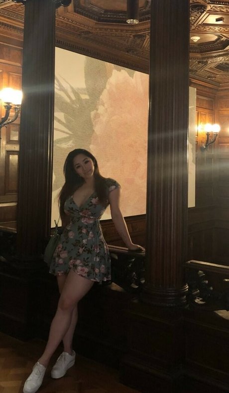 Dajinism アダルトモデル 写真