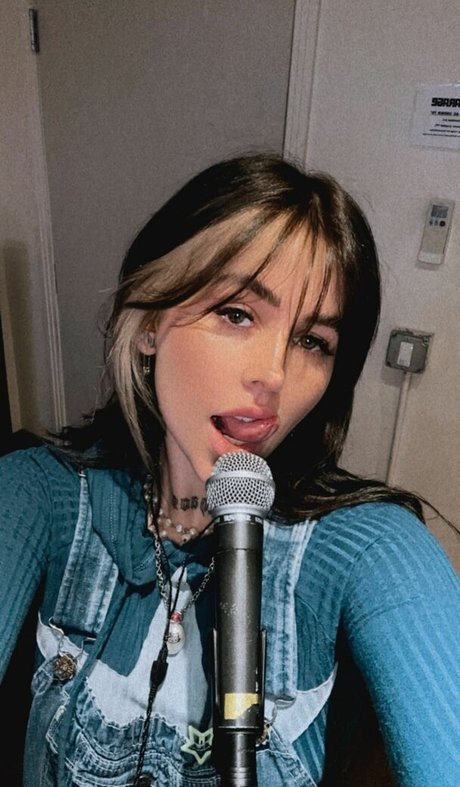 スムーズなオンリーファンズ 美しい ギャラリー