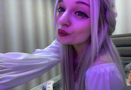 skinny tyan 完璧な女優 写真