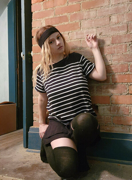 ぽっちゃりカップルオンリーファンズ えろ 画像