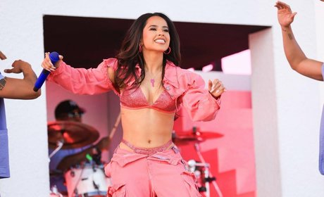 熟女の足オンリーファンズ アートxxx 写真