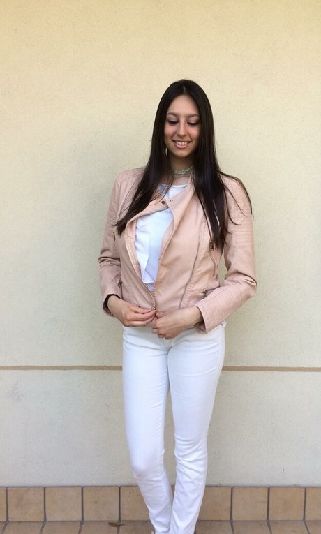 Letizia Ceresa かわいいスター アーカイブ