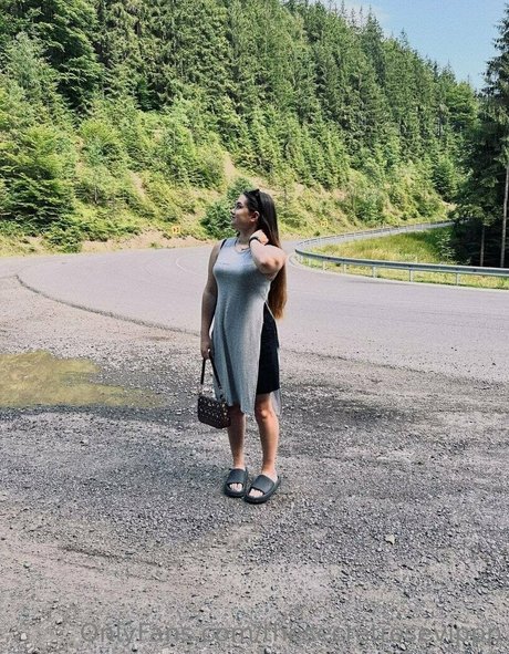 thesecretrosevippp ホットスター 写真