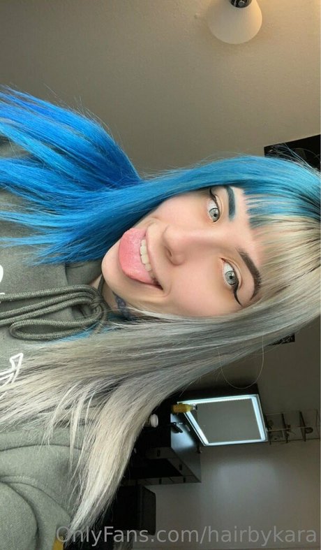 フィットネスガールズオンリーファンズ セクシー裸 画像