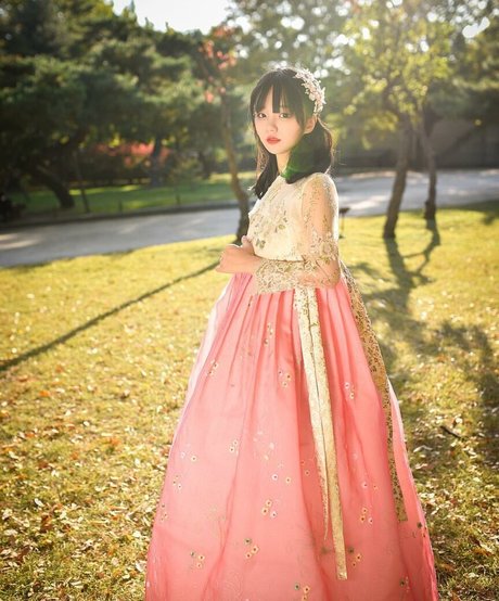 jen2jen2 ポルノスター 画像