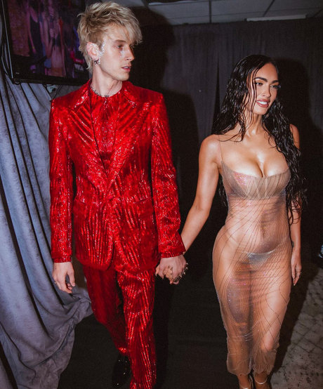 小柄な足オンリーファンズ ホットxxx 写真