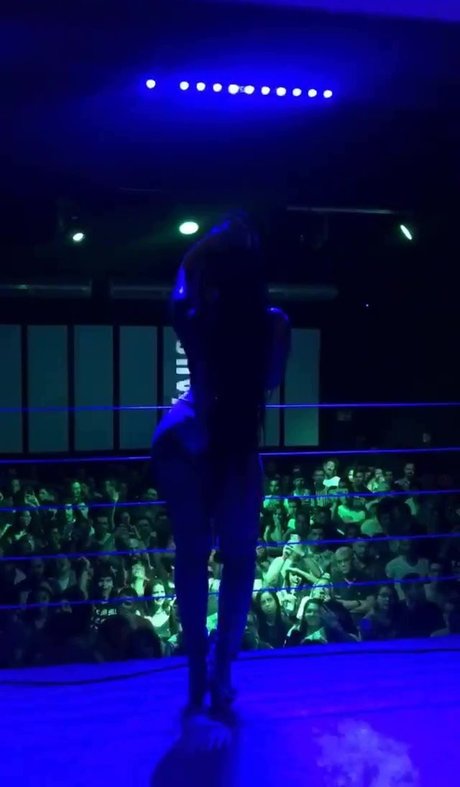 アラブの女の子オンリーファンズ ホットポルノ 写真