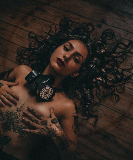 ぽっちゃりカップルオンリーファンズ 無料ポルノ 画像