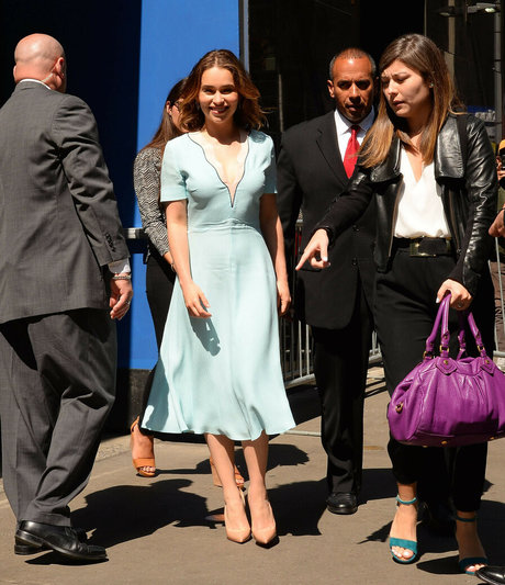 小柄な足オンリーファンズ 無料ヌード ギャラリー