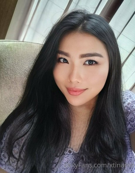 xtinarob 高品質スター 写真