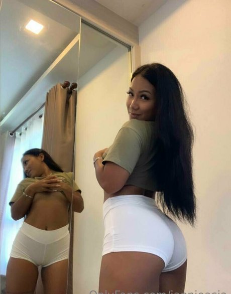 jannieasia 美しいモデル 写真