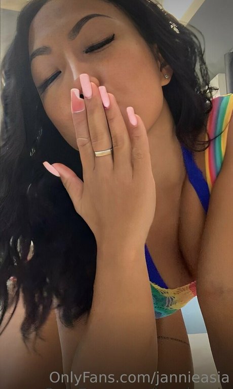 jannieasia ポルノスター 素敵 写真